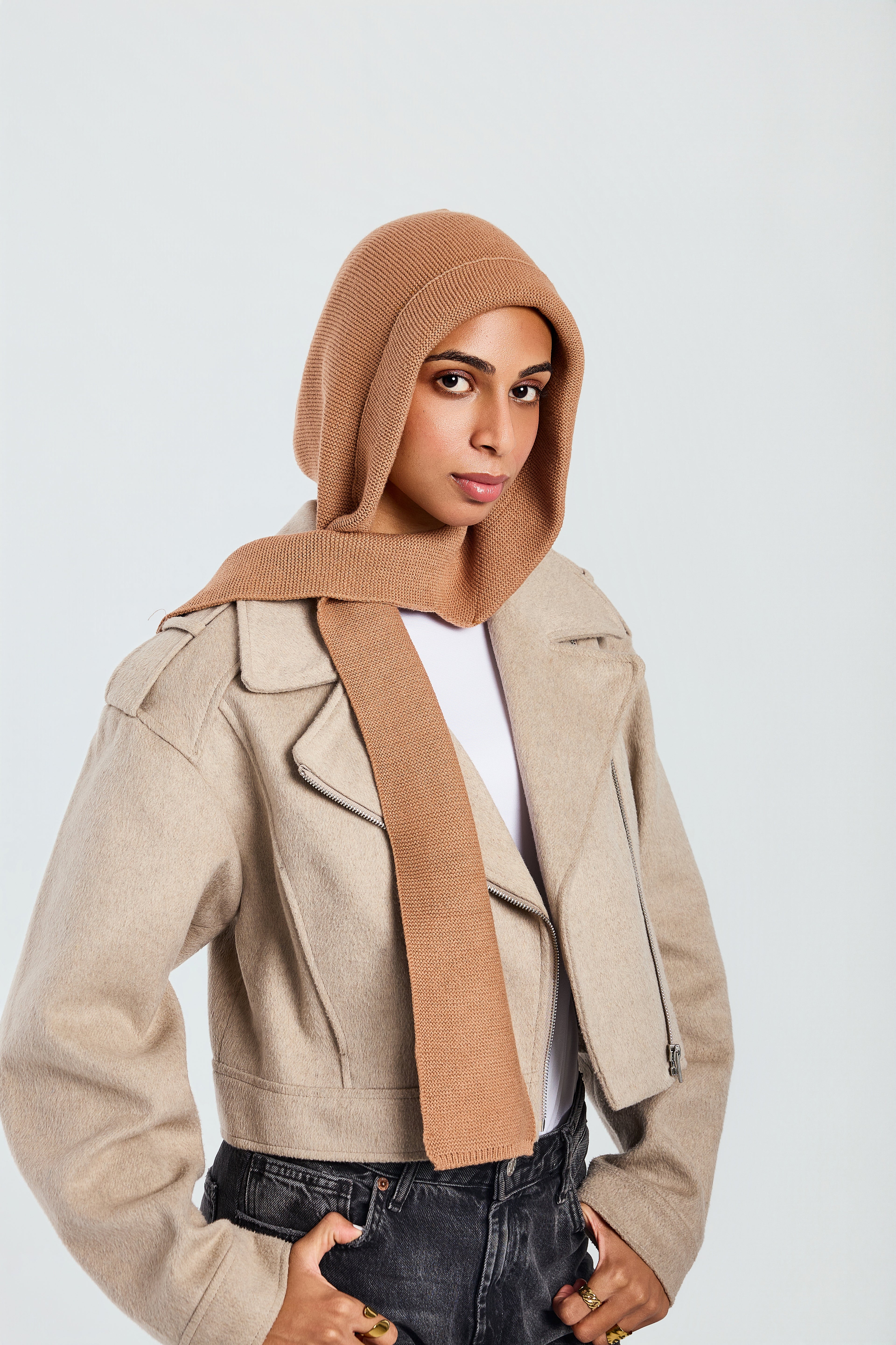 BEIGE VEYERA